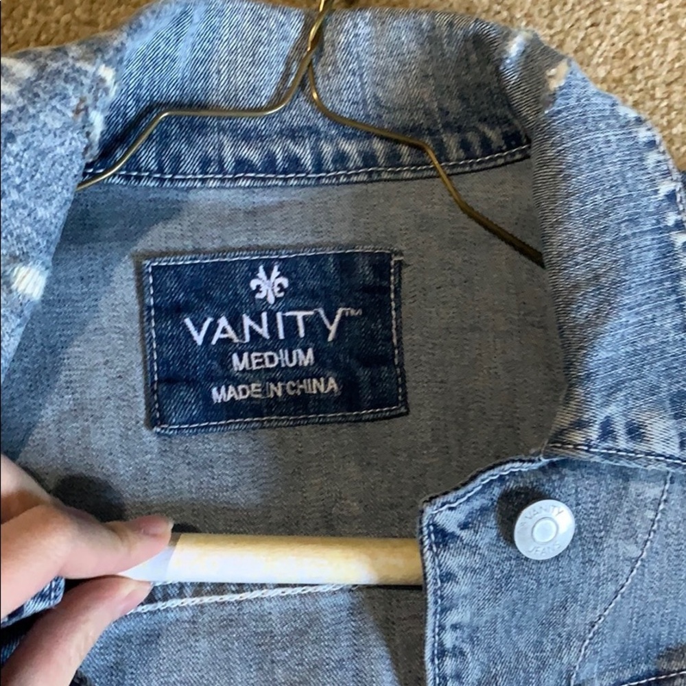 Jean jacket - Picture 3 of 6